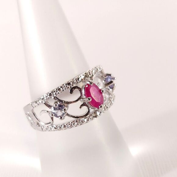 Genuine African Ruby Ring Sterling Silver Size 7 - Picture 4 of 10